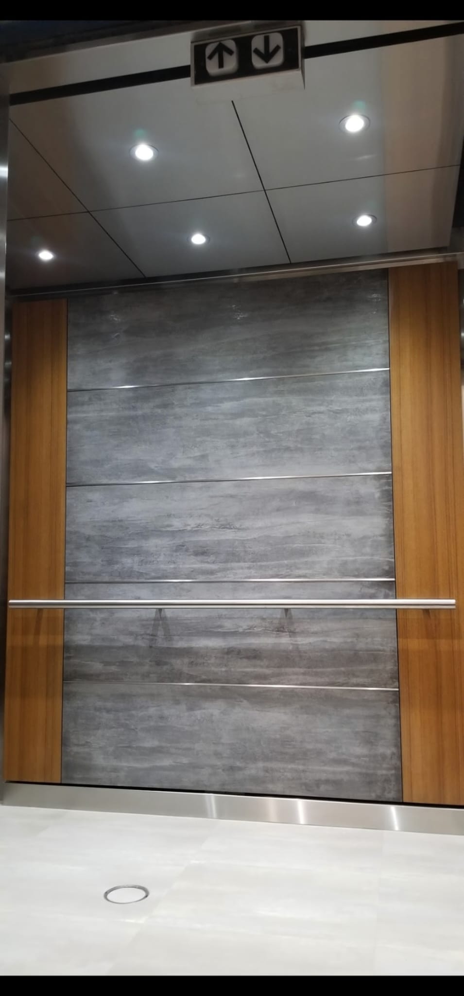 Dynamic Elevator Cab project 11