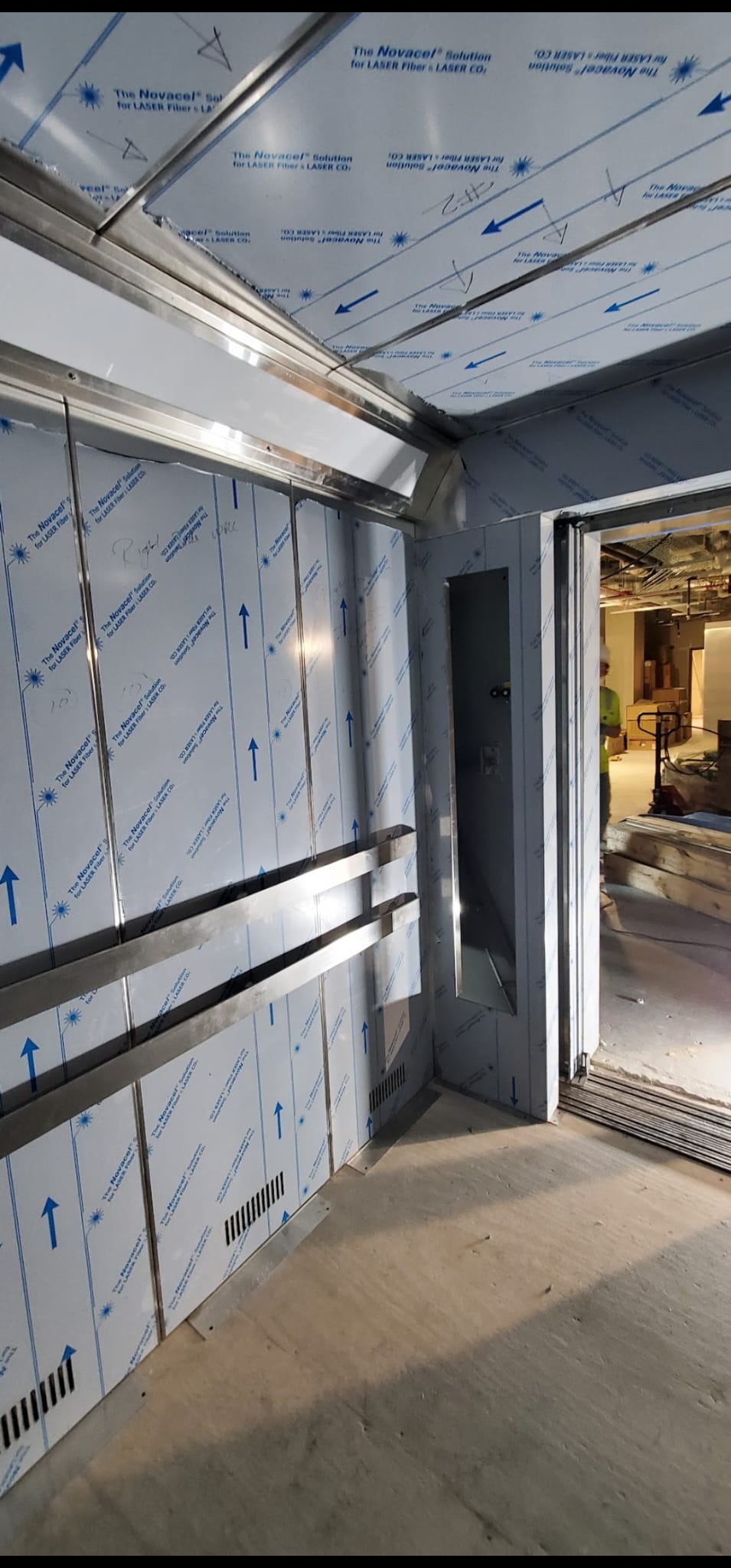 Dynamic Elevator Cab project 20