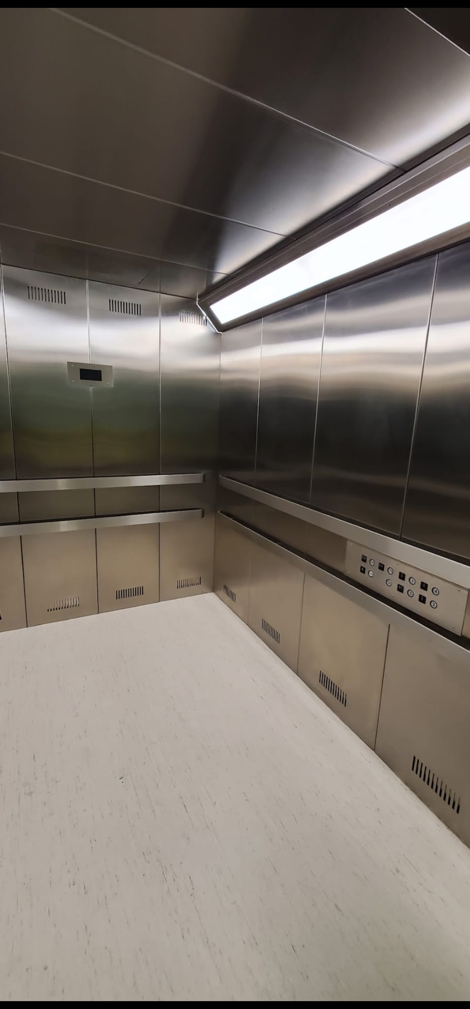 Dynamic Elevator Cab project 23