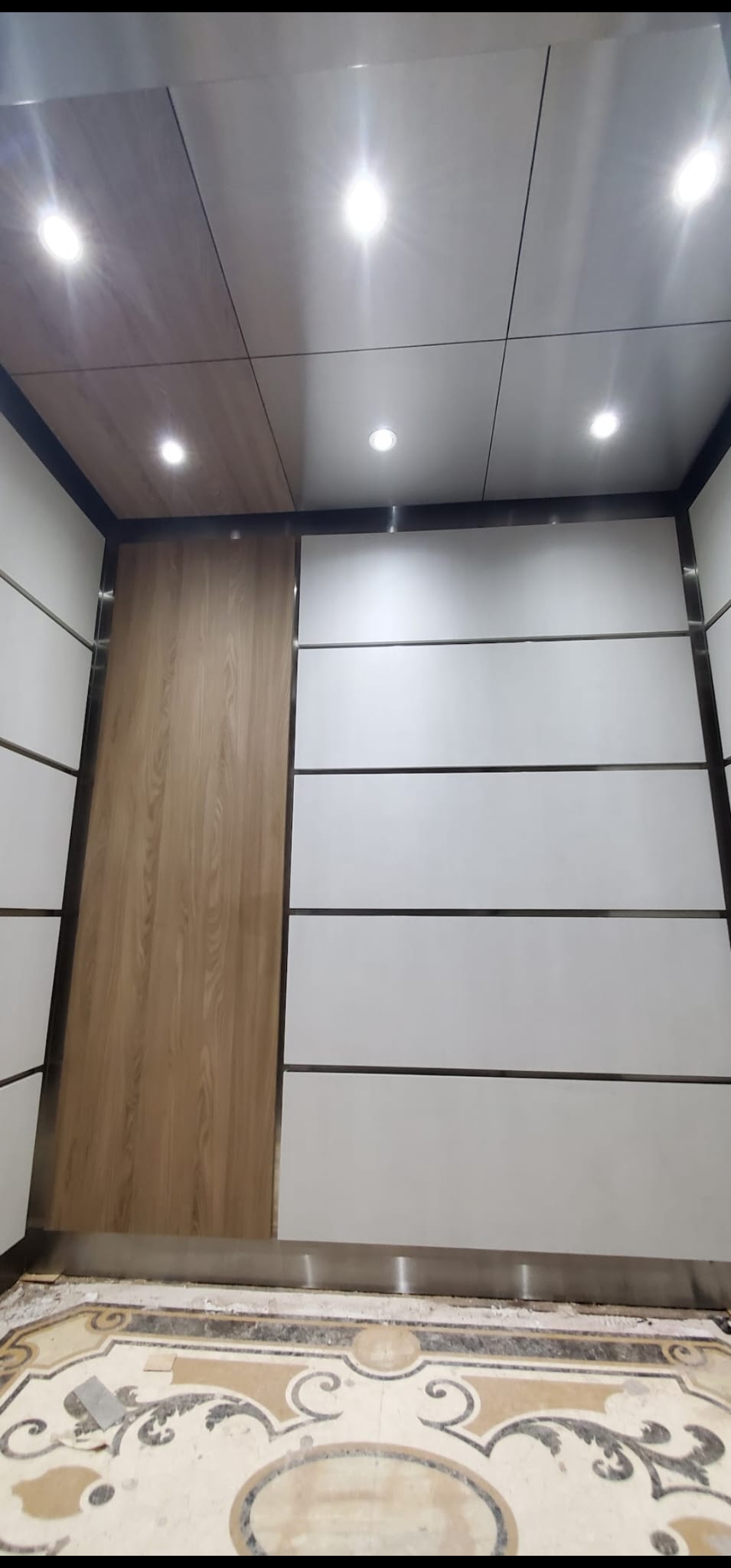 Dynamic Elevator Cab project 45