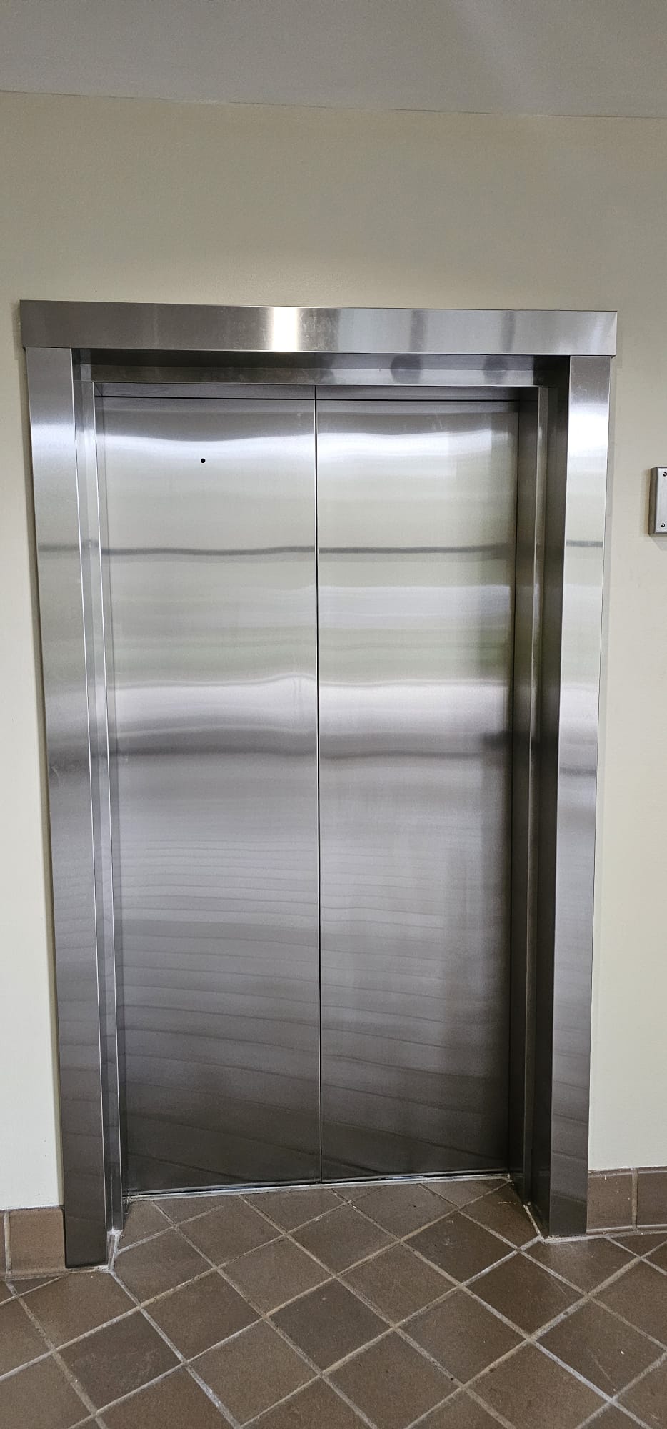 Dynamic Elevator Cab project 58