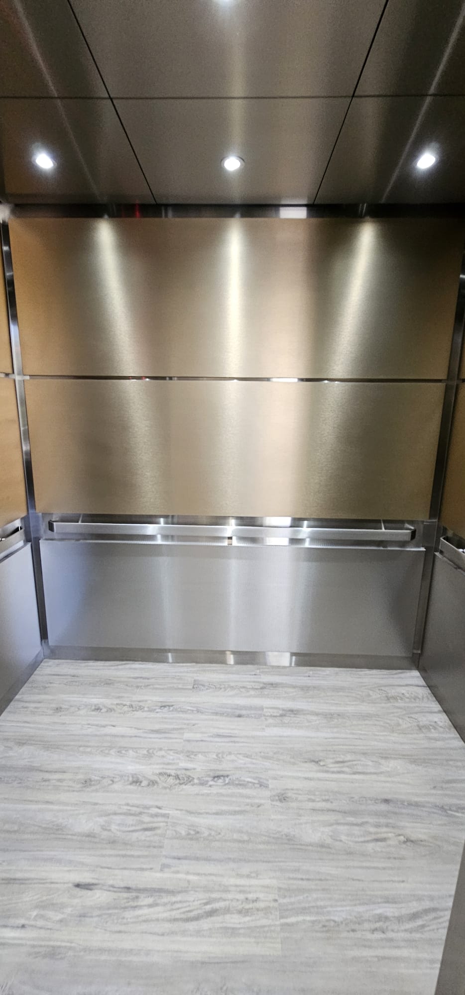 Dynamic Elevator Cab project 61