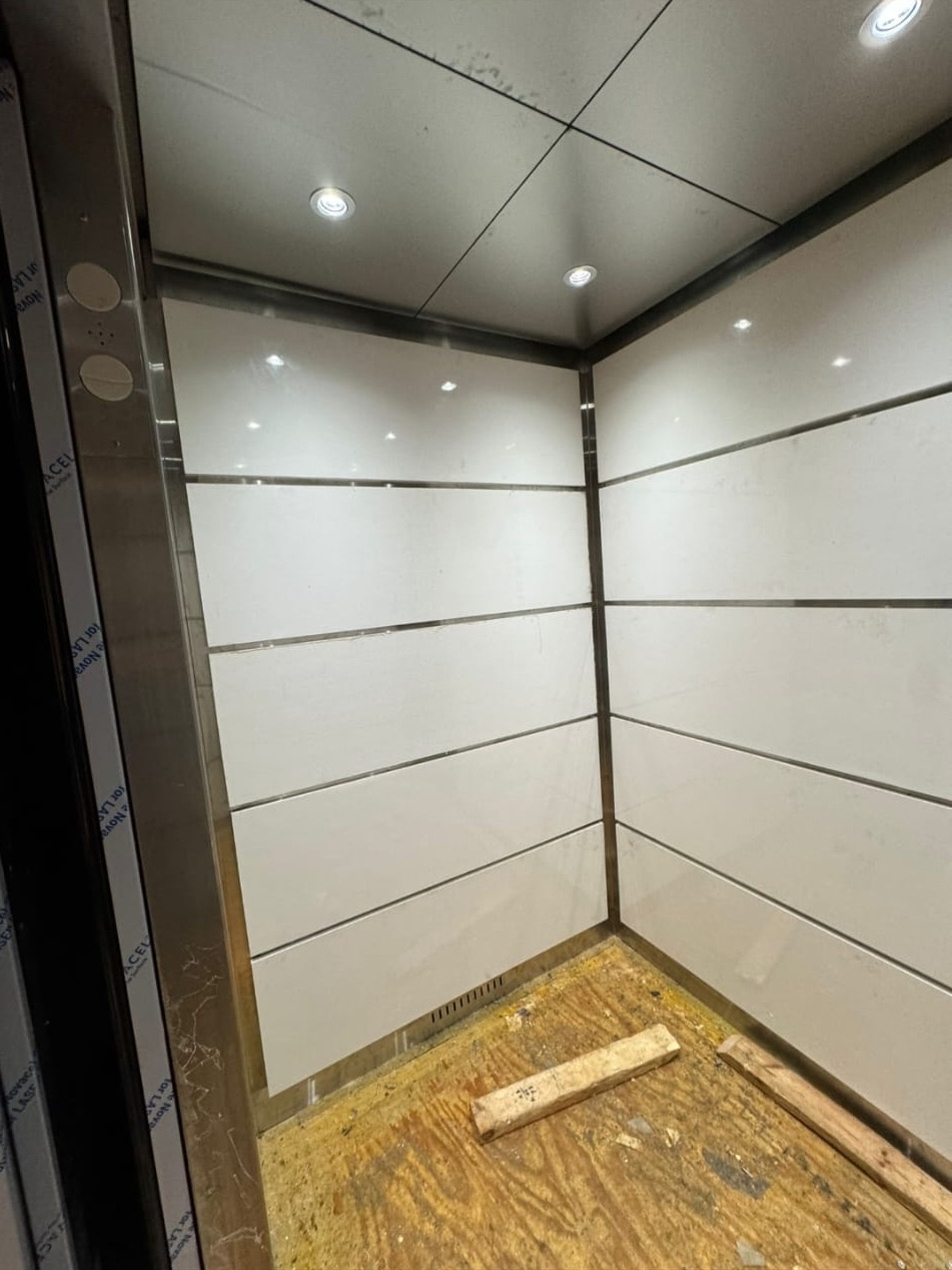 Dynamic Elevator Cab project 69