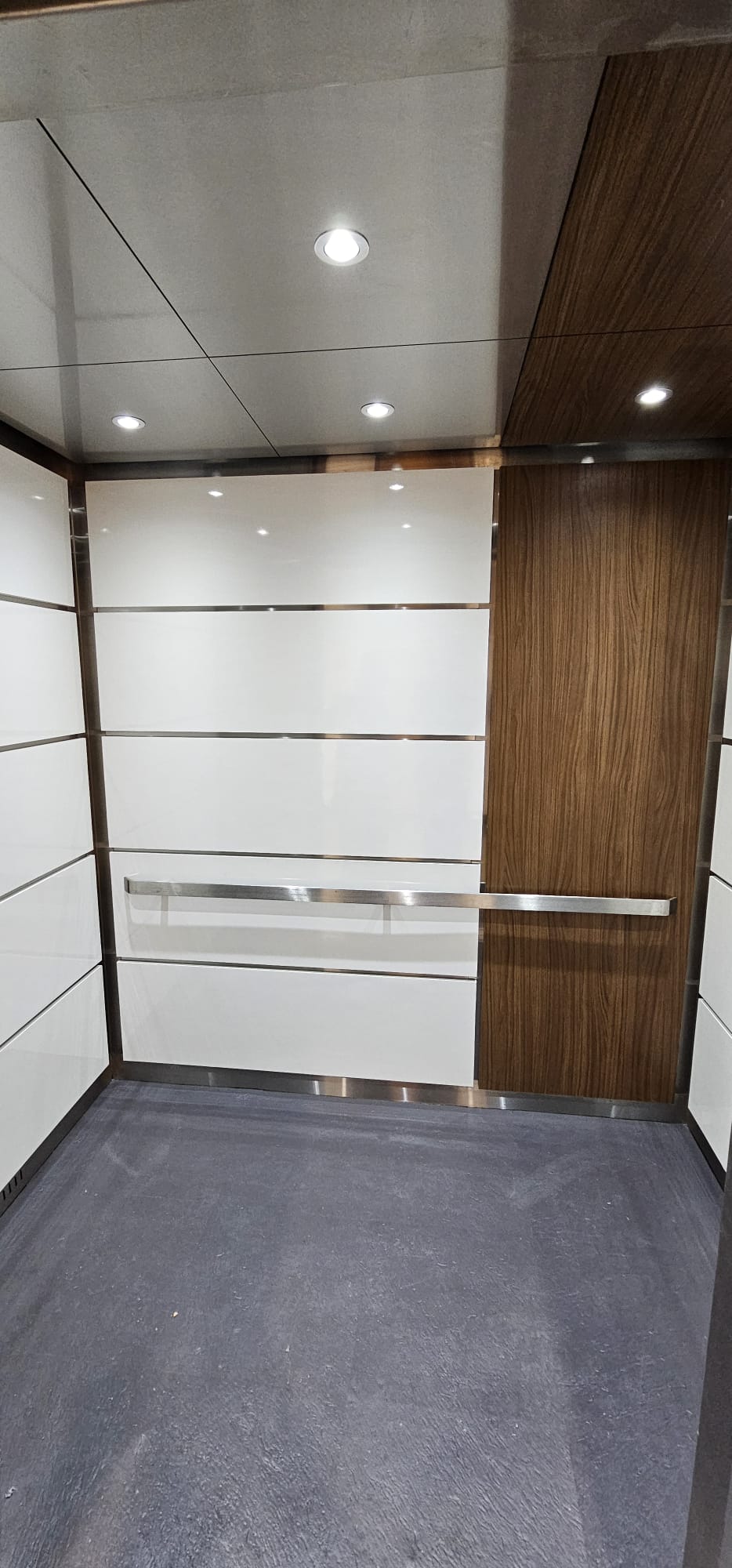 Dynamic Elevator Cab project 82