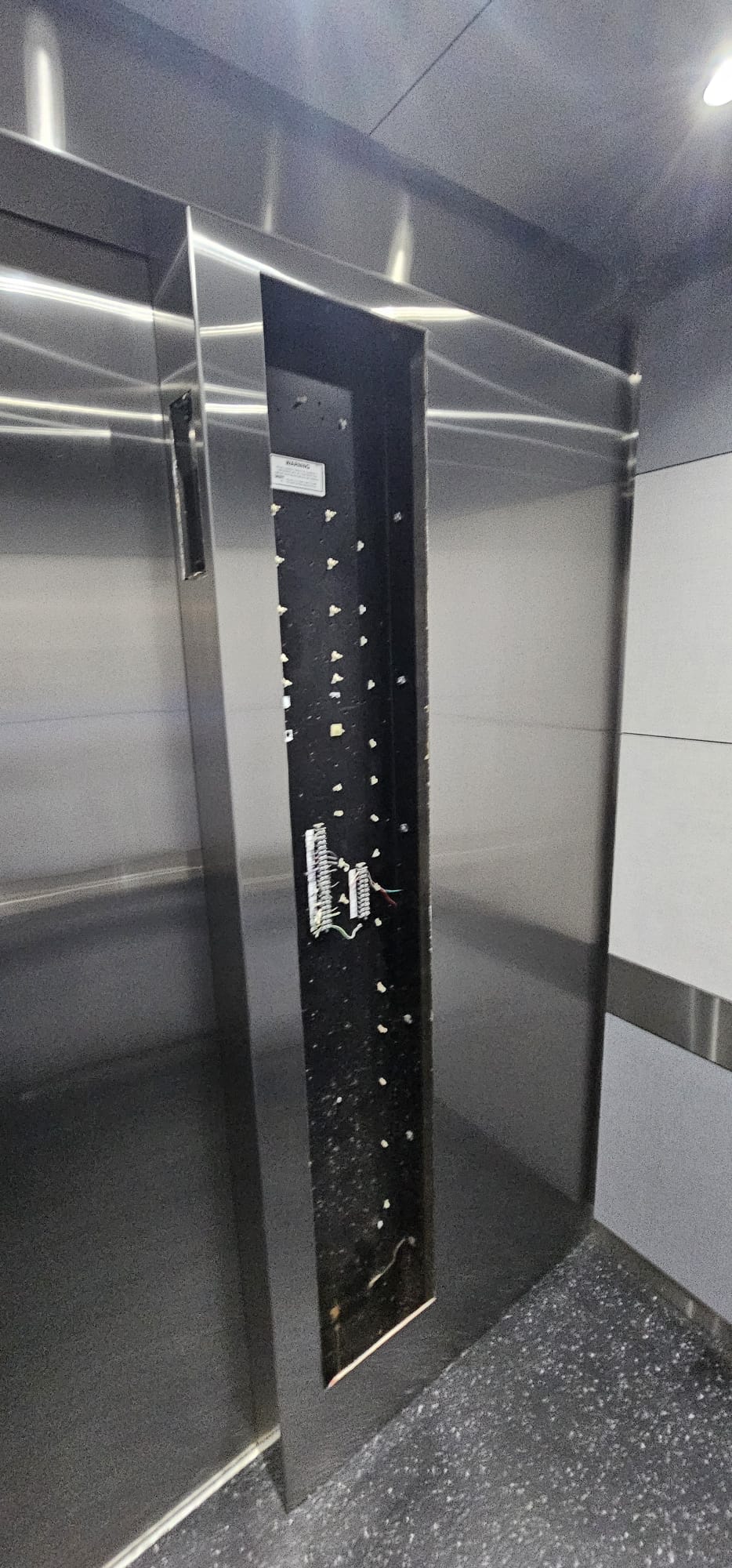 Dynamic Elevator Cab project 86