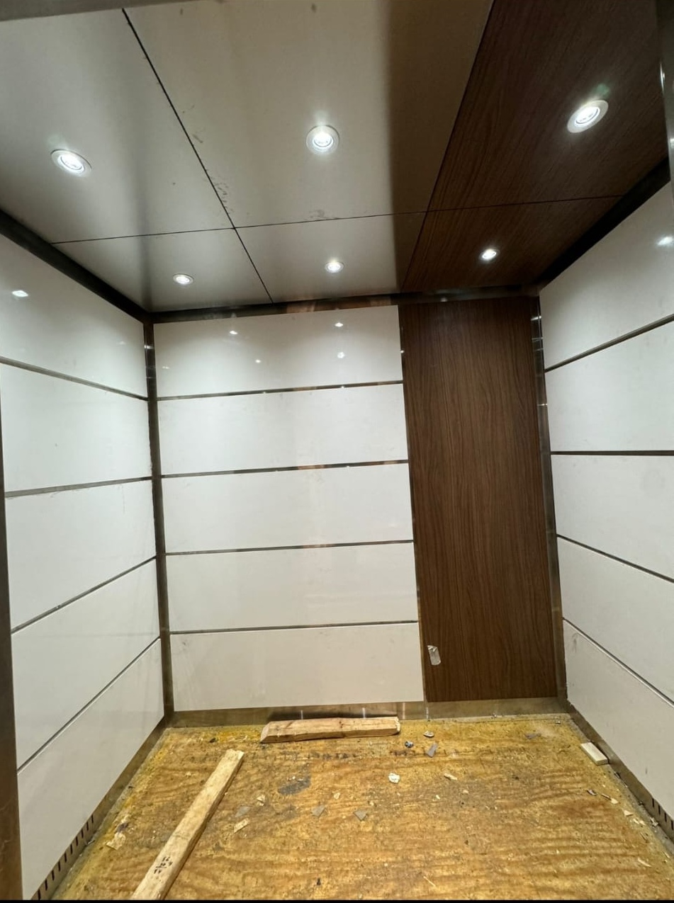 Dynamic Elevator Cab project 99