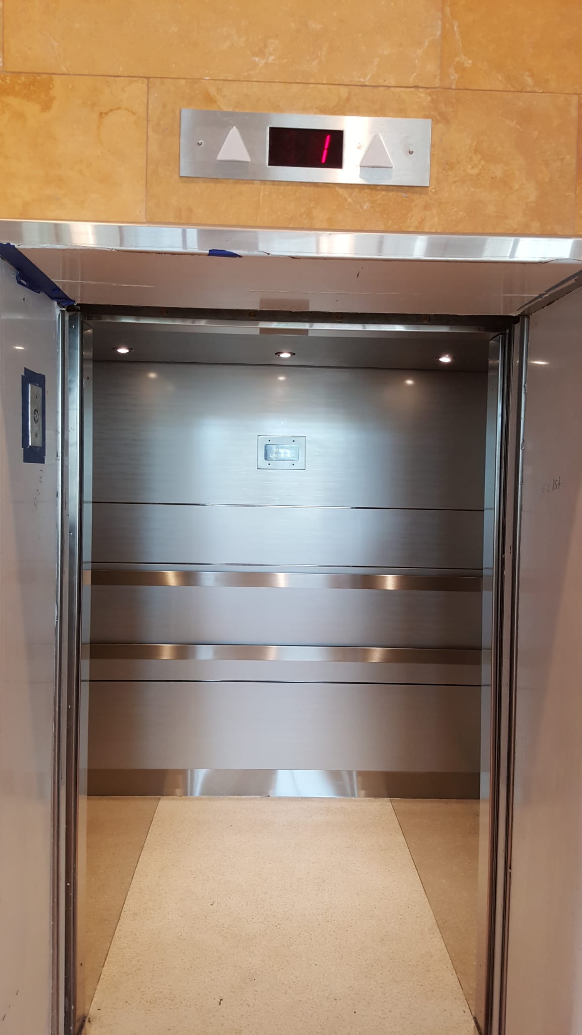 Dynamic Elevator Cab project 137