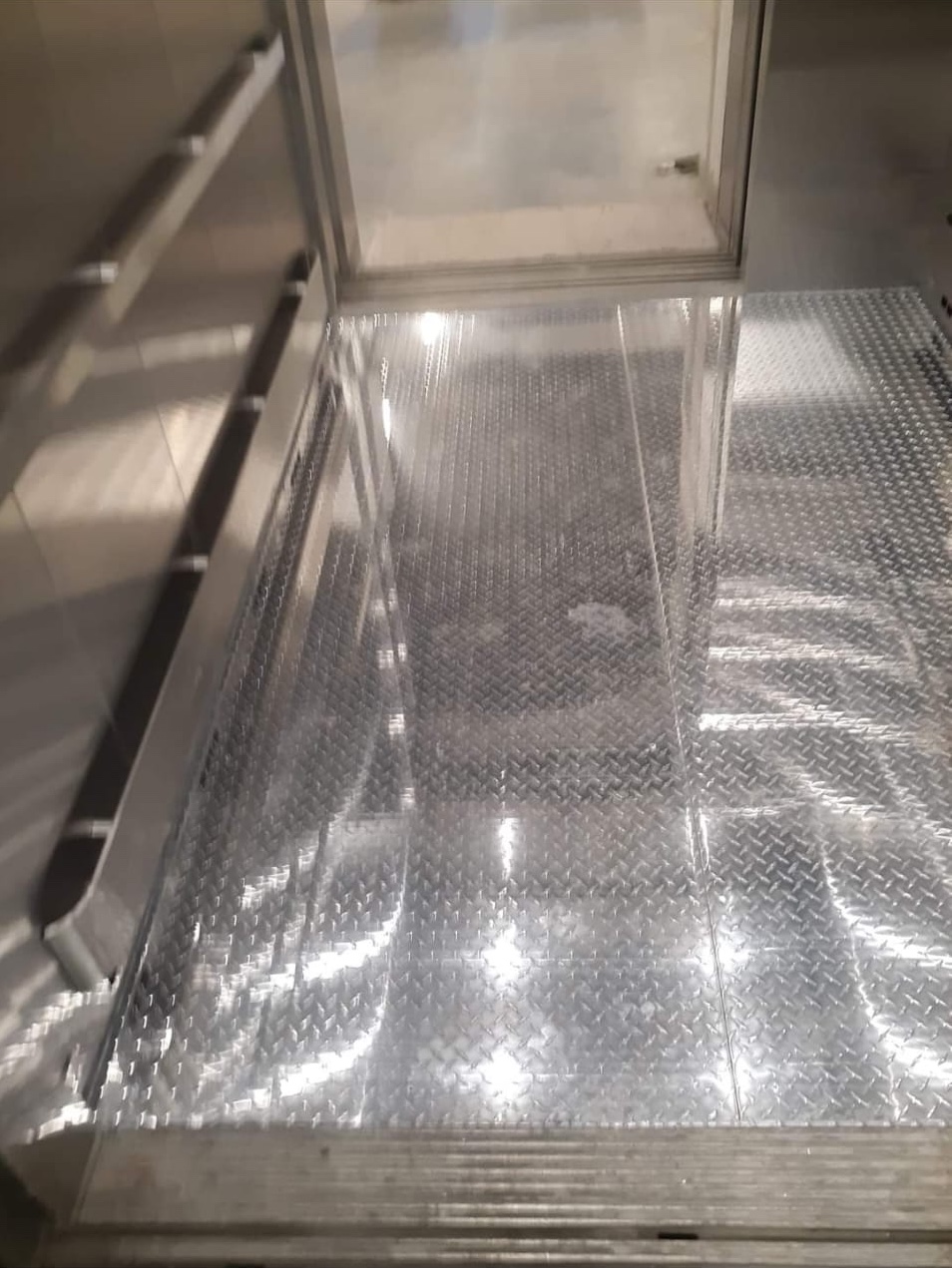 Dynamic Elevator Cab project 153